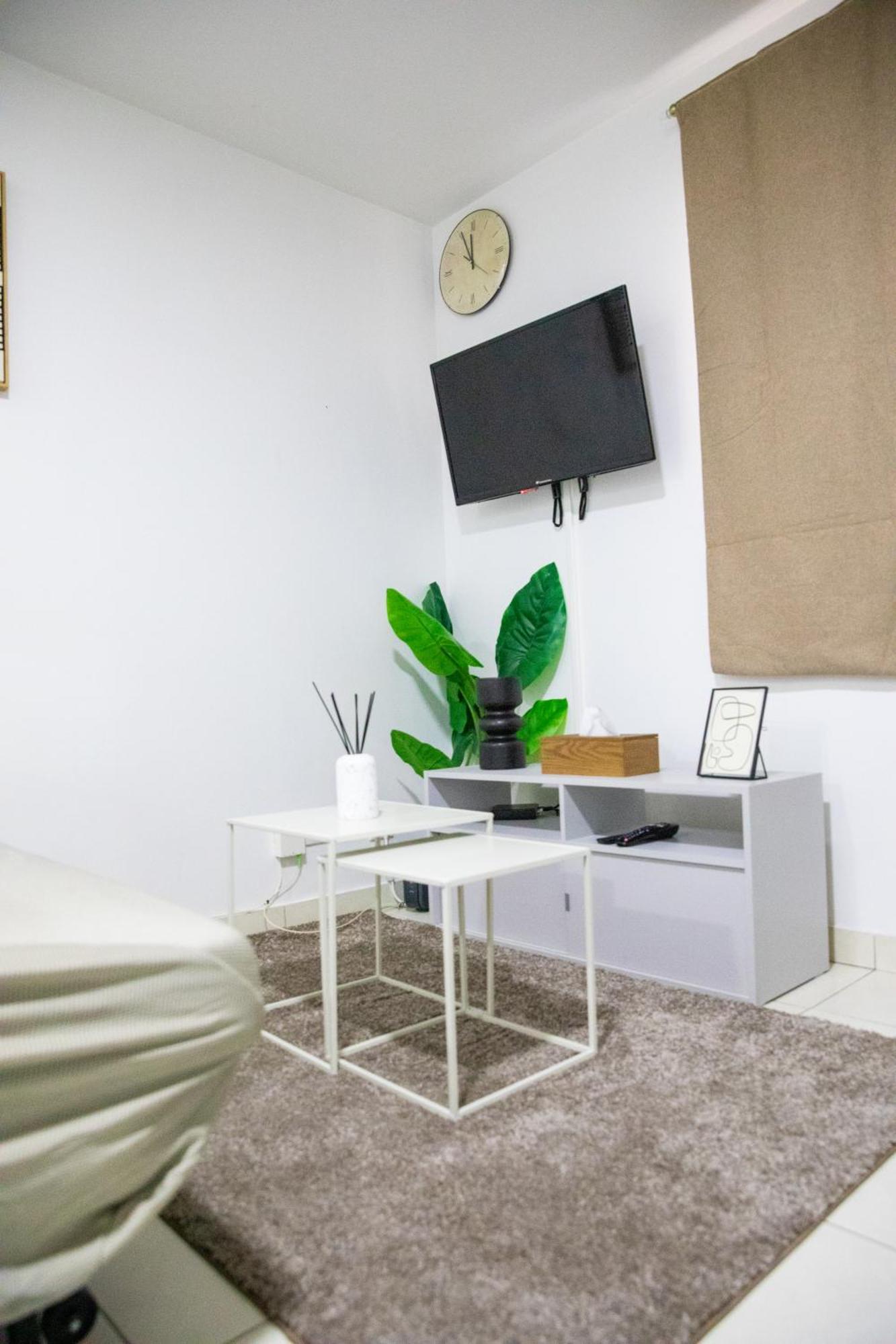 Le Relax Place - Metro 5 Bobigny Ngoại thất bức ảnh